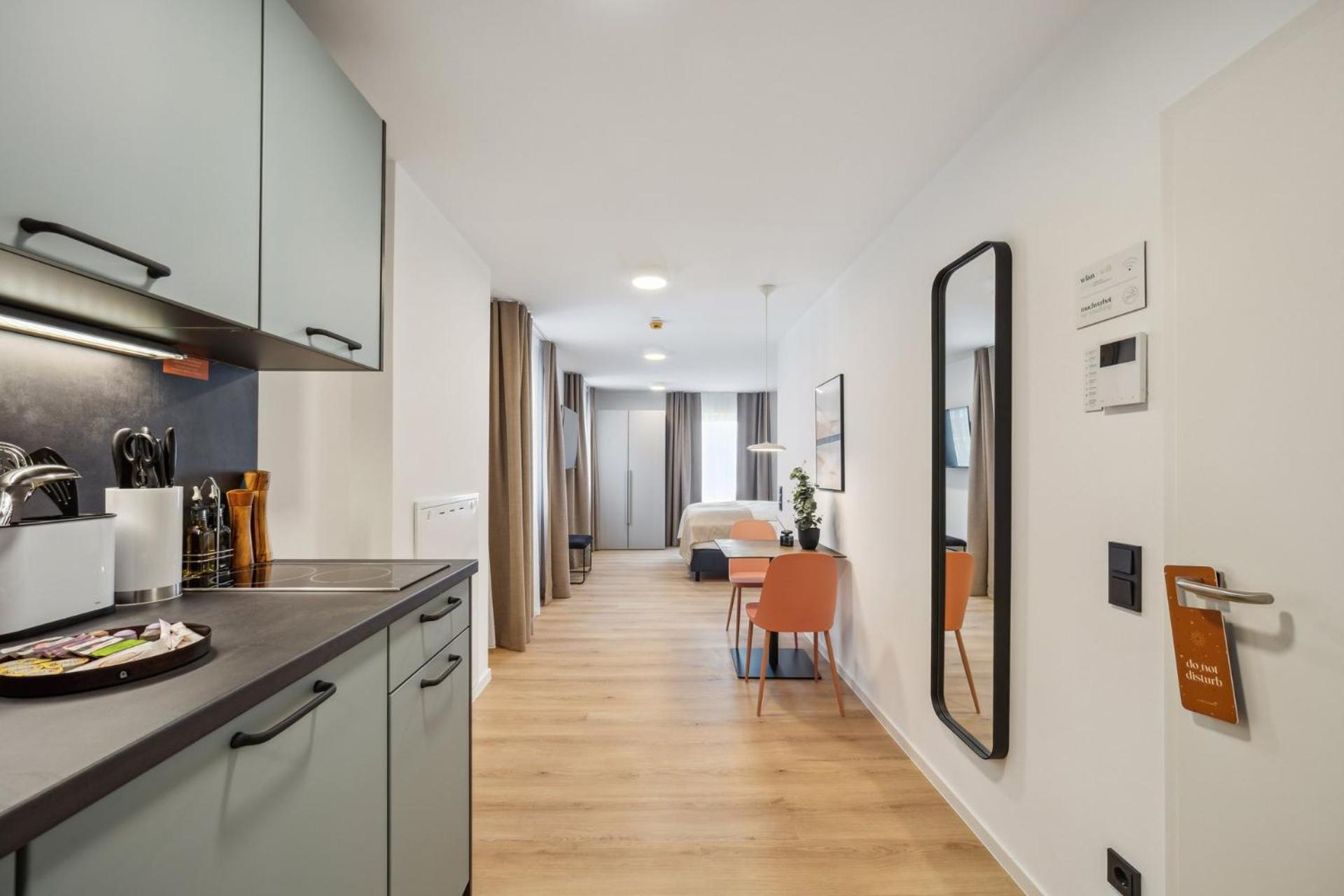 Limehome Nuremberg Celtisplatz Ruang foto